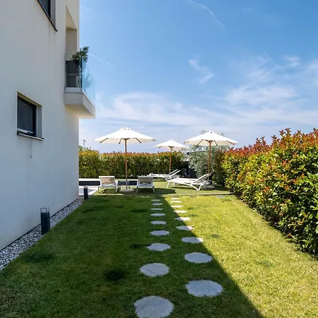 Noamio With Heated Swimming Pool & Sauna * Radmani