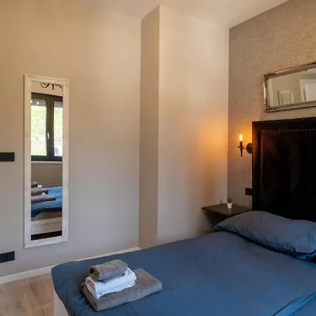 Daire Noamio With Heated Swimming Pool & Sauna