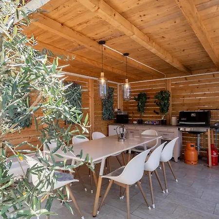 Noamio With Heated Swimming Pool & Sauna Daire *