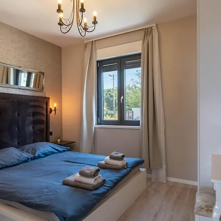 Noamio With Heated Swimming Pool & Sauna